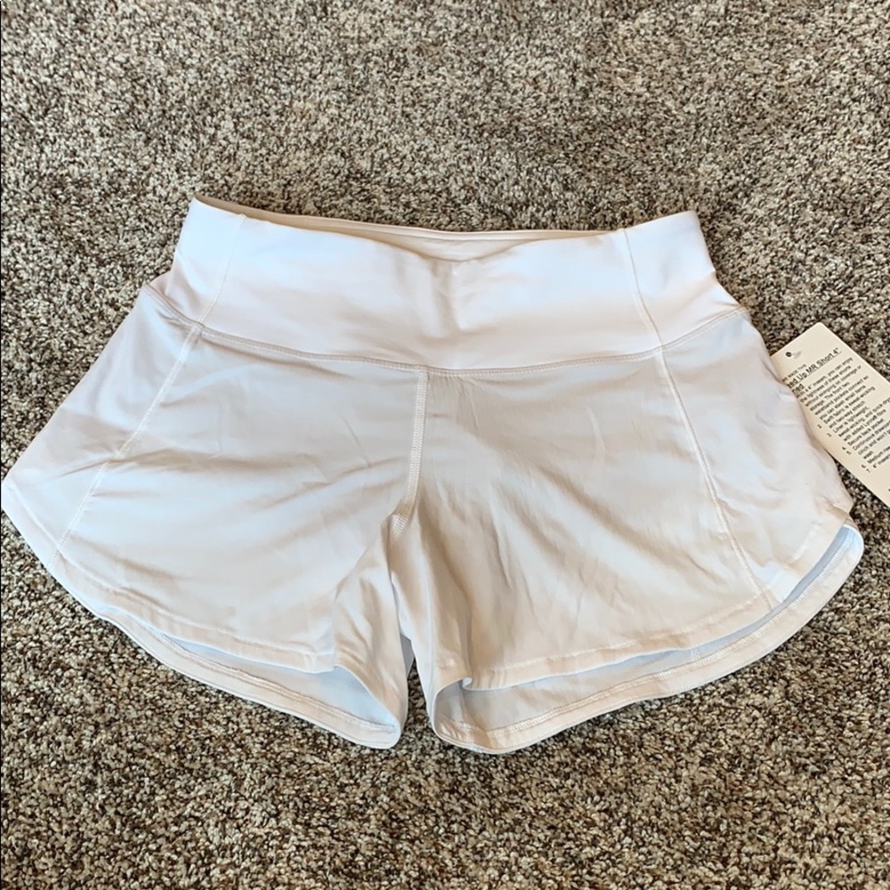 NEW Lululemon white speed up shorts 2 Sold out!